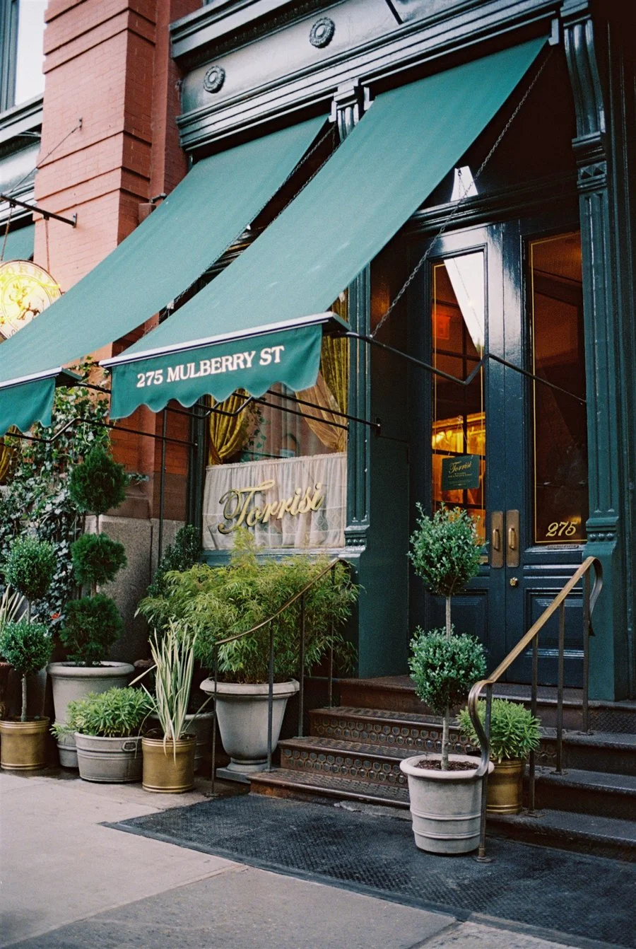 torrisi-restaurant-exterior